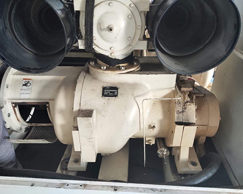 登?？諌簷C(jī)主機(jī)機(jī)頭大修